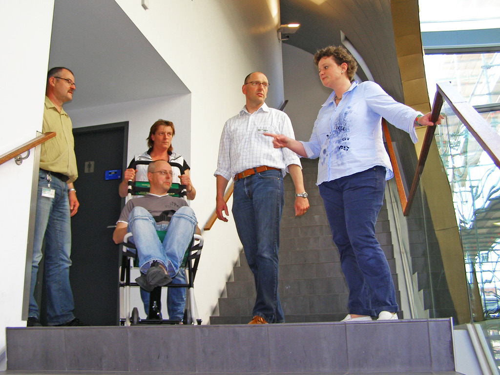 schulung escape-chair evac chair escape mobility company